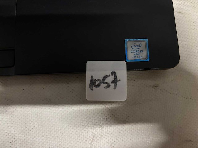 Dell - laptop - afbeelding 2 van  3