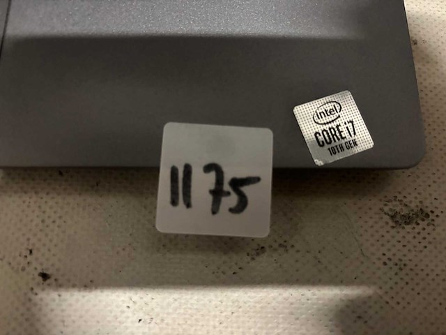 Dell - laptop - afbeelding 2 van  3