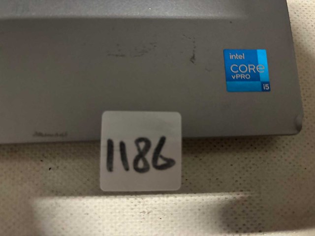 Dell - laptop - afbeelding 2 van  3