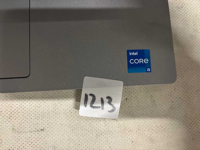 Dell - laptop - afbeelding 2 van  2