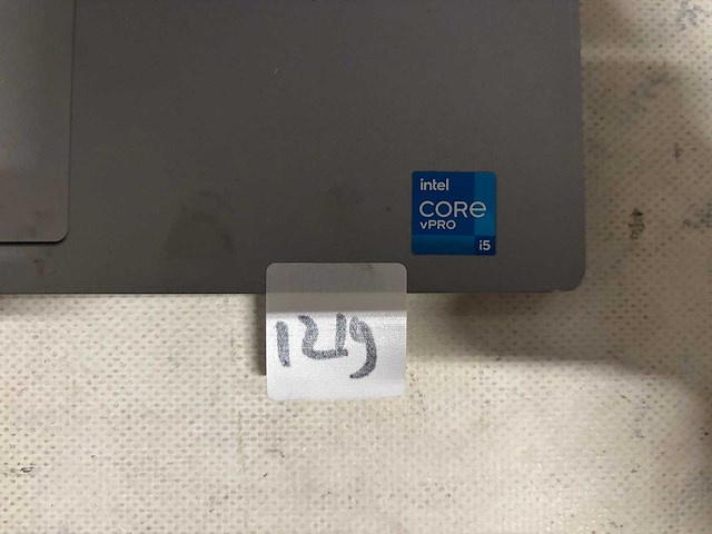 Dell - laptop - afbeelding 2 van  3