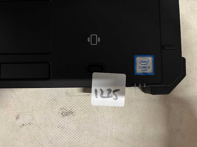 Dell - laptop - afbeelding 2 van  3