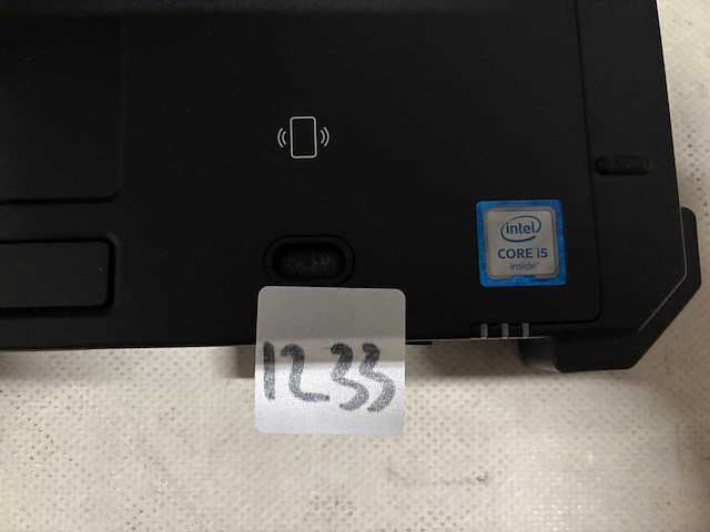 Dell - laptop - afbeelding 2 van  3