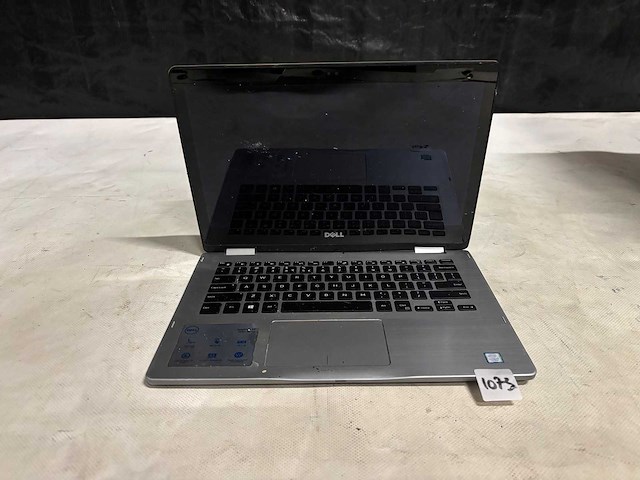 Dell - laptop - afbeelding 1 van  3