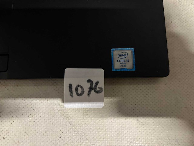Dell - laptop - afbeelding 2 van  3