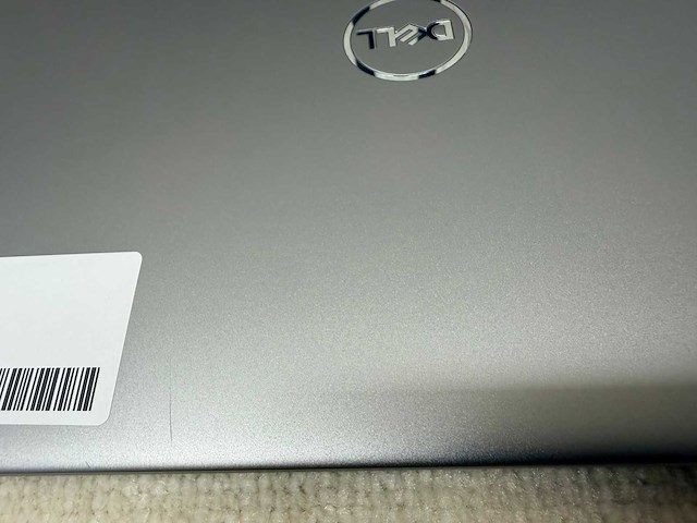 Dell - latitude 3301 - i5 / 8gb / 256gb / 13,2" laptop - afbeelding 7 van  8