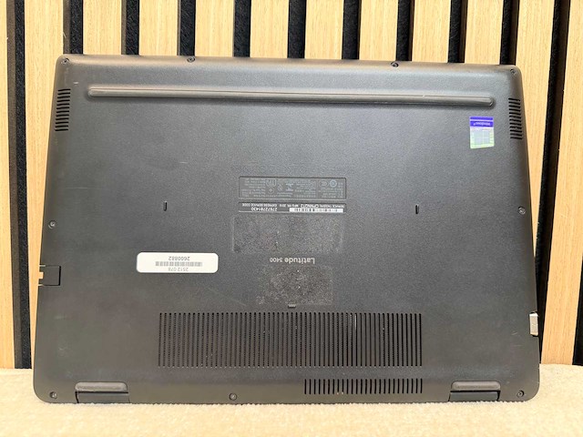 Dell - latitude 3400 - i5 / 16gb / 256gb / 13,9" laptop - afbeelding 6 van  7