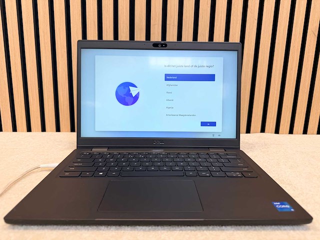 Dell - latitude 3420 - i5 / 16gb / 256gb / 13,9" laptop - afbeelding 1 van  6