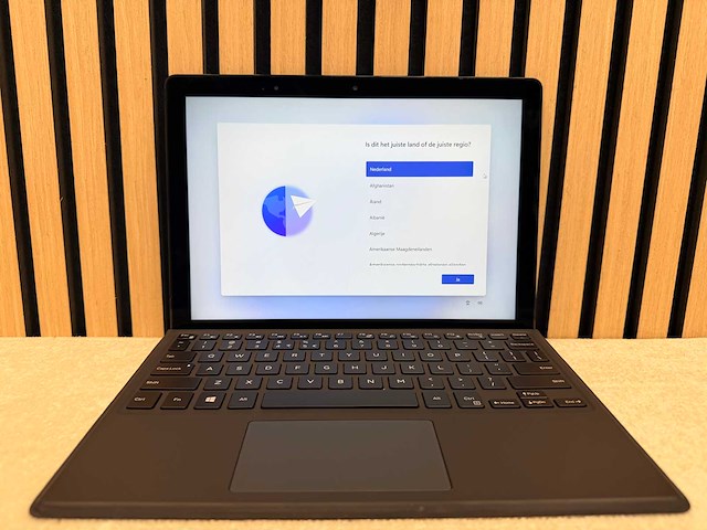 Dell - latitude 5290 2-in-1 - i5 / 8gb / 256gb / 12,2" laptop - afbeelding 1 van  9