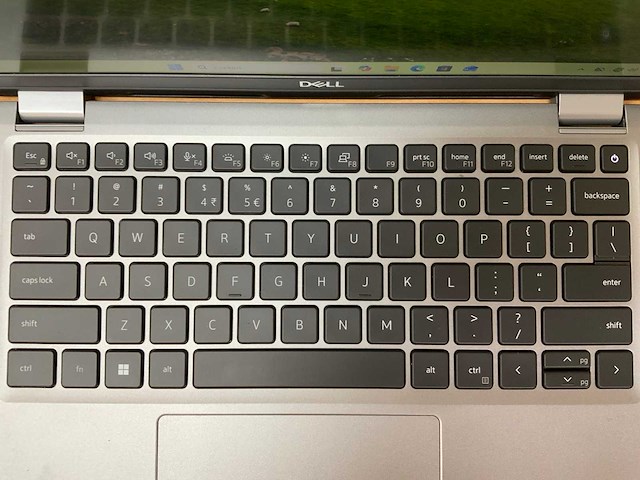 Dell - latitude 5330 - i5 / 8gb / 256gb / 13,3'' laptop - afbeelding 2 van  7