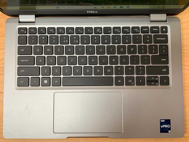 Dell - latitude 5330 - i5 / 8gb / 256gb / 13,3'' laptop - afbeelding 3 van  7