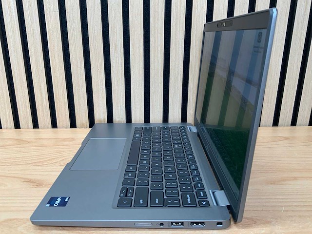 Dell - latitude 5330 gen 12 - laptop - afbeelding 3 van  5