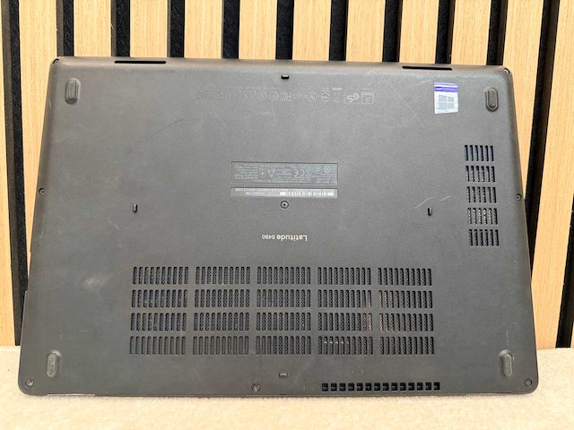 Dell - latitude 5490 - i5 / 32gb / 256gb / 13,9" laptop - afbeelding 9 van  12