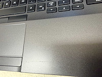 Dell - latitude 5500 - i7 / 32gb / 256gb / 15,3" laptop - afbeelding 9 van  9