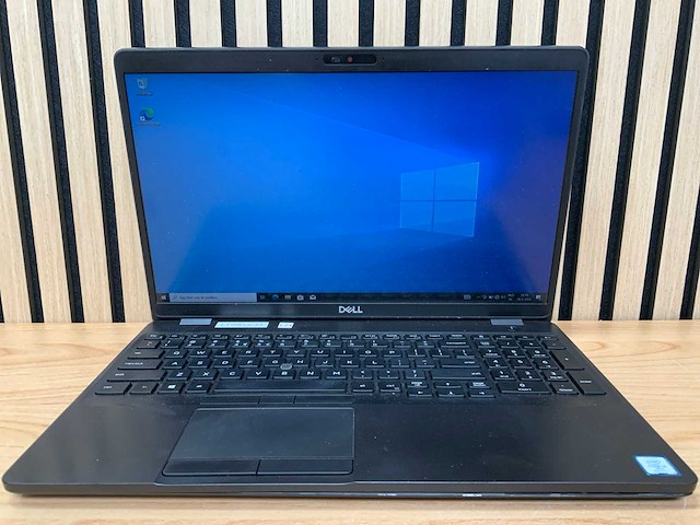 Dell - latitude 5500 gen 8 - laptop - afbeelding 1 van  8