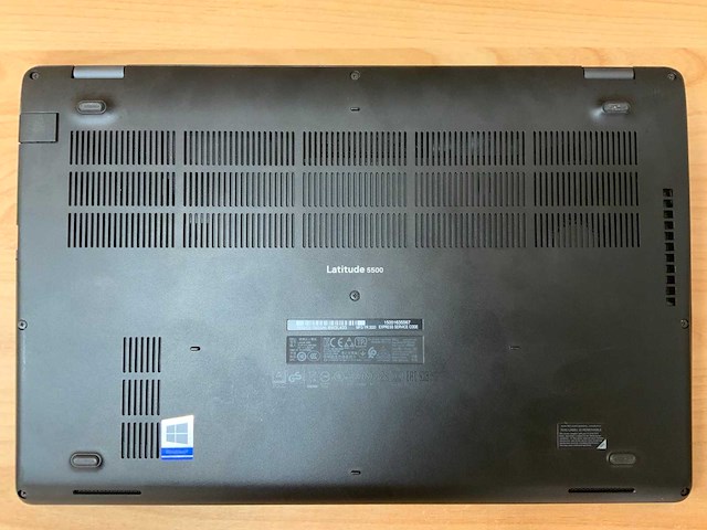 Dell - latitude 5500 gen 8 - laptop - afbeelding 6 van  8