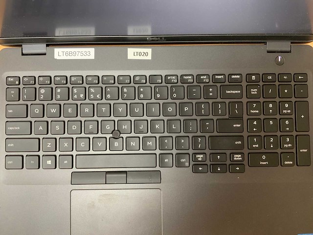 Dell - latitude 5500 gen 8 - laptop - afbeelding 2 van  8