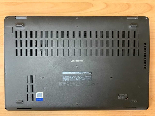 Dell - latitude 5500 gen 8 - laptop - afbeelding 6 van  8