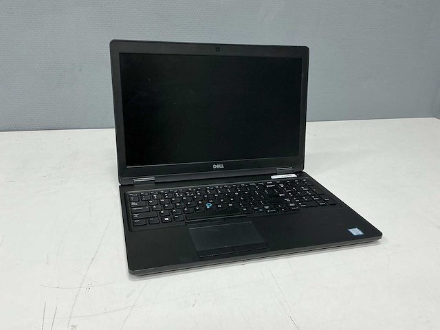 Dell - latitude 5590 - laptop - afbeelding 6 van  12