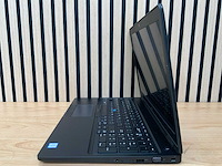 Dell - latitude 5590 gen 8 - laptop - afbeelding 1 van  3