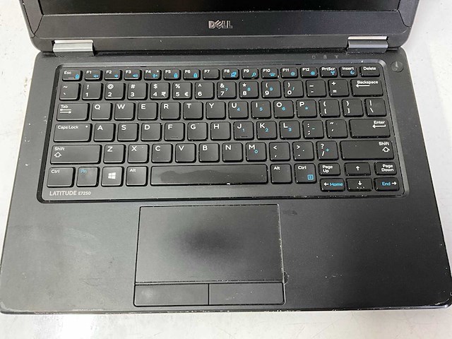 Dell - latitude e7250 - laptop - afbeelding 2 van  6