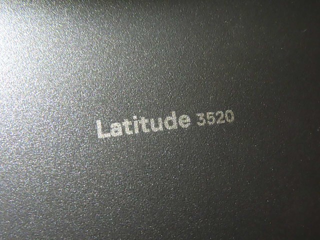 Dell - latitude3520 - laptop - afbeelding 4 van  4