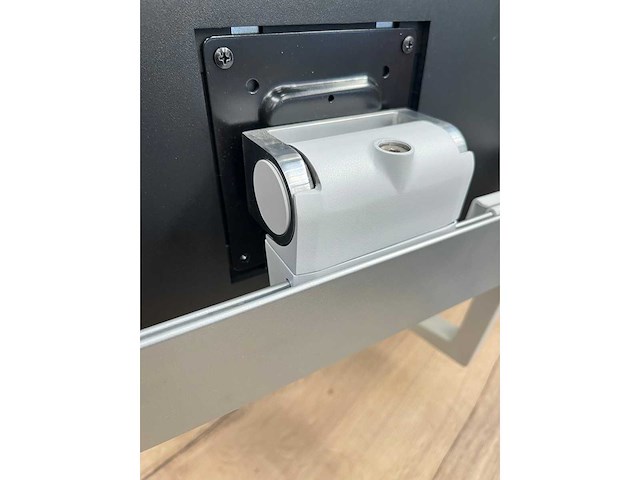 Dell - p2414 - 24" monitoren met dubbele monitorarm - afbeelding 4 van  18