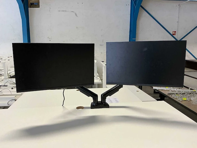 Dell - p2422h - monitor set van 2 met beugel - afbeelding 1 van  7