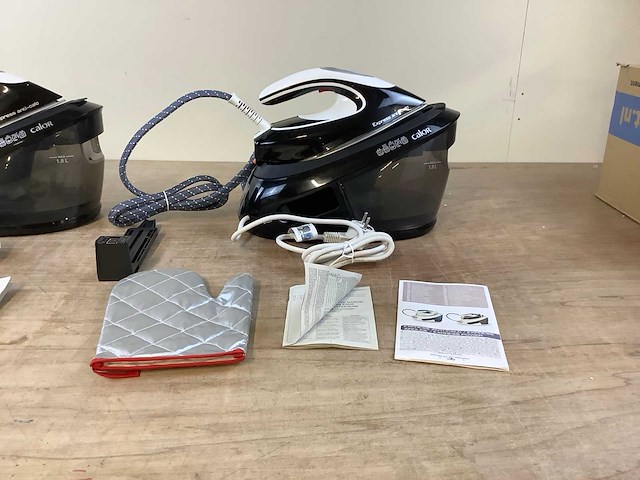 Dell - ultrasharp 27” - strijkijzers (2x) - afbeelding 4 van  5