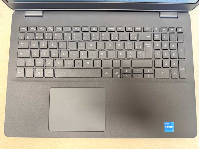 Dell - vostro 3500 - i3 / 16gb / 512gb / 15,3" laptop - afbeelding 4 van  7