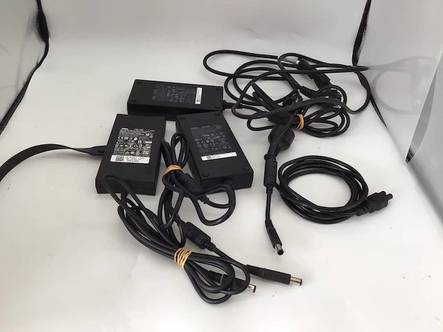 Dell 180 watt (2x) en 130 watt (1x) voeding adapter computeronderdeel (3x) - afbeelding 3 van  6