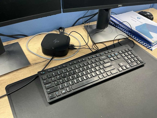 Dell 24 inch monitor met dockingstation (16x) - afbeelding 19 van  19