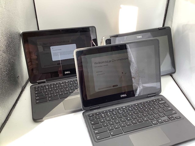 Dell 3100-2 in 1 360 tablet chromebook laptop (3x) - afbeelding 1 van  7