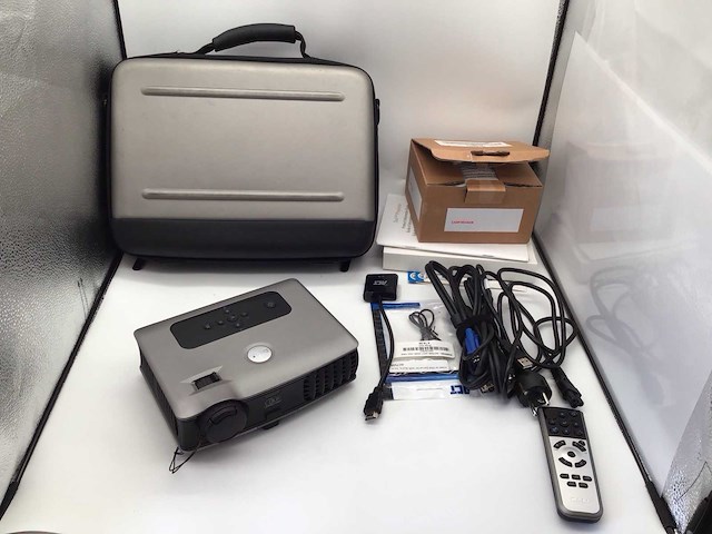 Dell 3400mp dlp front projector beamers & projectie - afbeelding 2 van  6