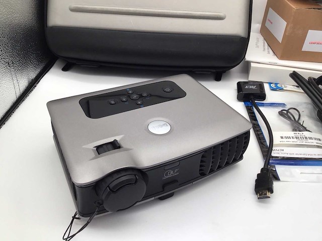 Dell 3400mp dlp front projector beamers & projectie - afbeelding 4 van  6