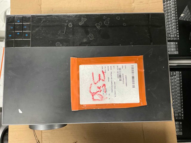 Dell 7700 fullhd projector - afbeelding 2 van  4