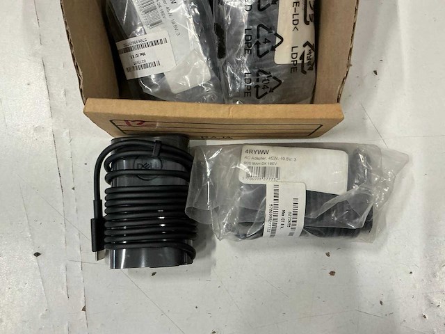 Dell ac adapters 45w 19.5v (12x) - afbeelding 2 van  2