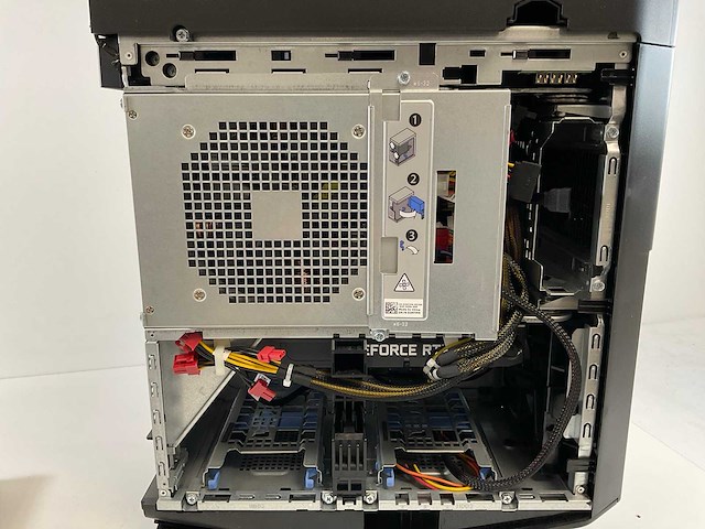 Dell alenware aurora r8, core(tm) i7 9th gen, 32 gb ram (2x16gb), no hdd, nvidia geforce rtx 2080 8 gb workstation - afbeelding 3 van  13