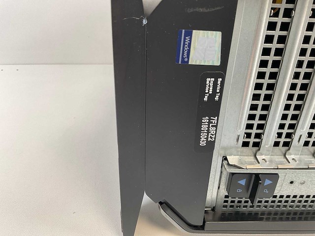 Dell alenware aurora r8, core(tm) i7 9th gen, 32 gb ram (2x16gb), no hdd, nvidia geforce rtx 2080 8 gb workstation - afbeelding 5 van  13