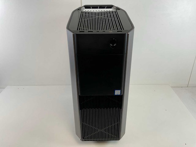Dell alenware aurora r8, core(tm) i7 9th gen, 32 gb ram (2x16gb), no hdd, nvidia geforce rtx 2080 ti 11 gb workstation - afbeelding 1 van  8