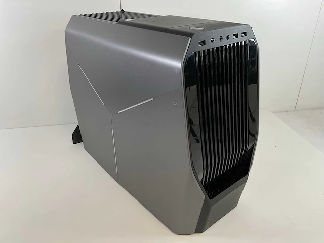 Dell alenware aurora r8, core(tm) i7 9th gen, 32 gb ram (2x16gb), no hdd, nvidia geforce rtx 2080 ti 11 gb workstation - afbeelding 8 van  13