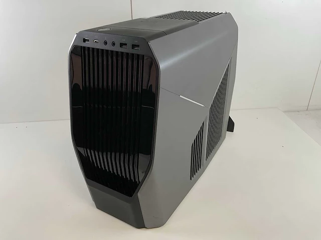 Dell alenware aurora r8, core(tm) i7 9th gen, 32 gb ram (2x16gb), no hdd, nvidia geforce rtx 2080 ti 11 gb workstation - afbeelding 9 van  13