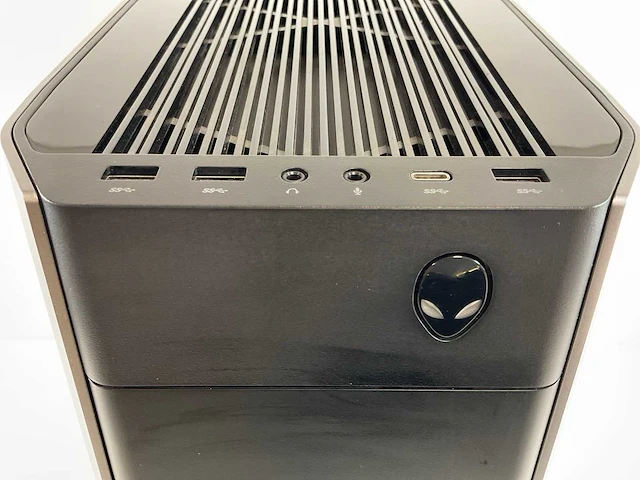 Dell alenware aurora r8, core(tm) i7 9th gen, 32 gb ram (2x16gb), no hdd, nvidia geforce rtx 2080 ti 11 gb workstation - afbeelding 11 van  13