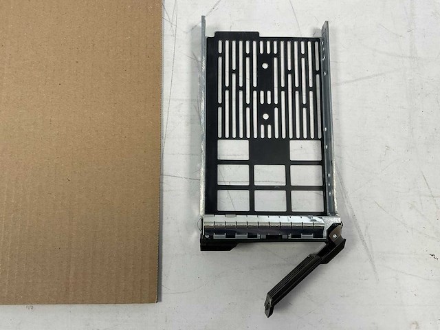 Dell (compellent sc200) - no hdds expansion disk array enclosure - afbeelding 7 van  8