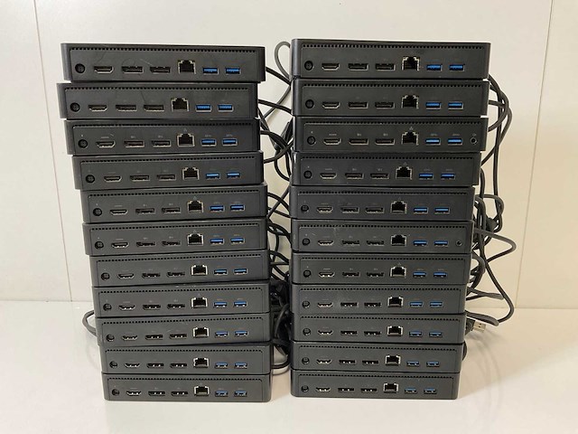 Dell (d6000s) usb-c docking stations (22x) - afbeelding 1 van  9