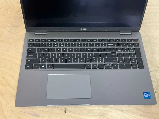 Dell dell latitude 5521 laptop - afbeelding 3 van  4