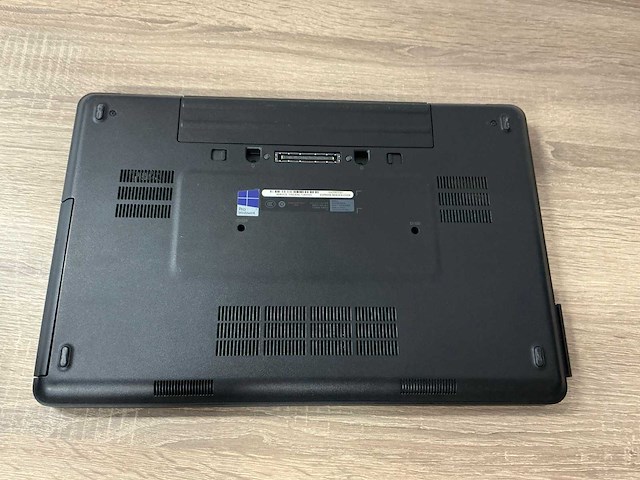Dell e5540 laptop - afbeelding 6 van  7