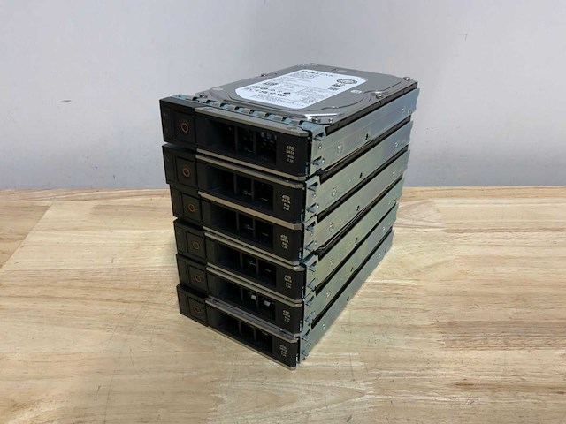 Dell emc exos 7e10 sata 4tb interne hardeschijf (6x) - afbeelding 3 van  6