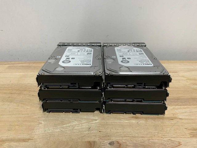 Dell emc exos 7e8 sata 8tb interne hardeschijf (6x) - afbeelding 5 van  7