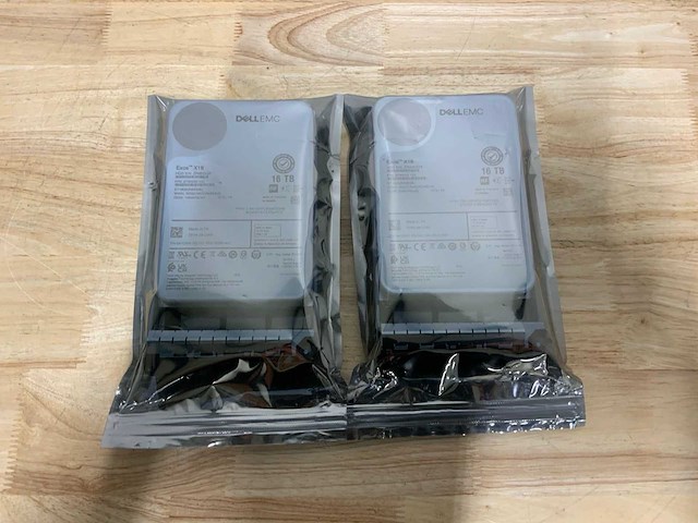 Dell emc exos x18 sas 16tb interne hardeschijf (2x) - afbeelding 6 van  6